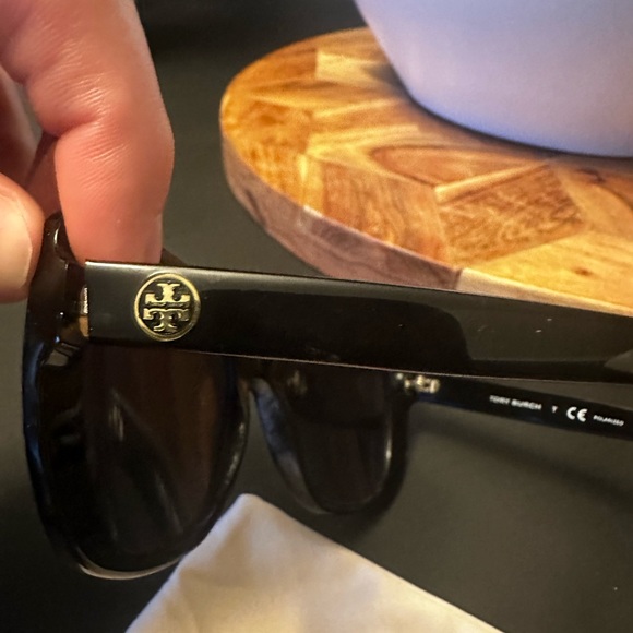 Tory Burch Sunglasses - Picture 6 of 7